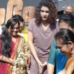 നടി ഖുശ്ബുവിന്റെ മകൾ അവന്തികയ്ക്ക് സിനിമാ പ്രവേശം മലയാളത്തിൽ; കഥാപാത്രത്തിന് പേര് ആരതി | Khushbu daughter Avantika debuts in Malayalam movie | | ACTPnews