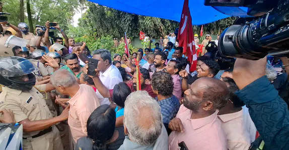 Govt to directly move HC to protect Dalit families | ACTPnews