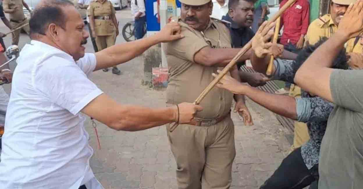 Will be manhandled if arrested, Congress workers 'militant protesters': Accused cops' bail plea in Nava Kerala assault case