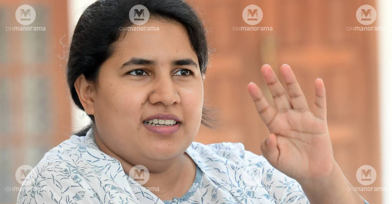 CMRL challenges HC verdict upholding ED probe into Veena Vijayan's monthly pay-off case