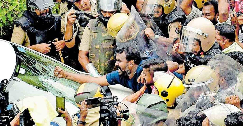 Attack on ED officials during CMRL-Exalogic raid: Court denies bail to five accused | Kerala News | ACTPnews