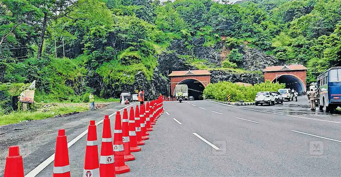 Kuthiran Tunnel landslide sparks calls to revive old NH route as emergency pathway | Kerala Stories
