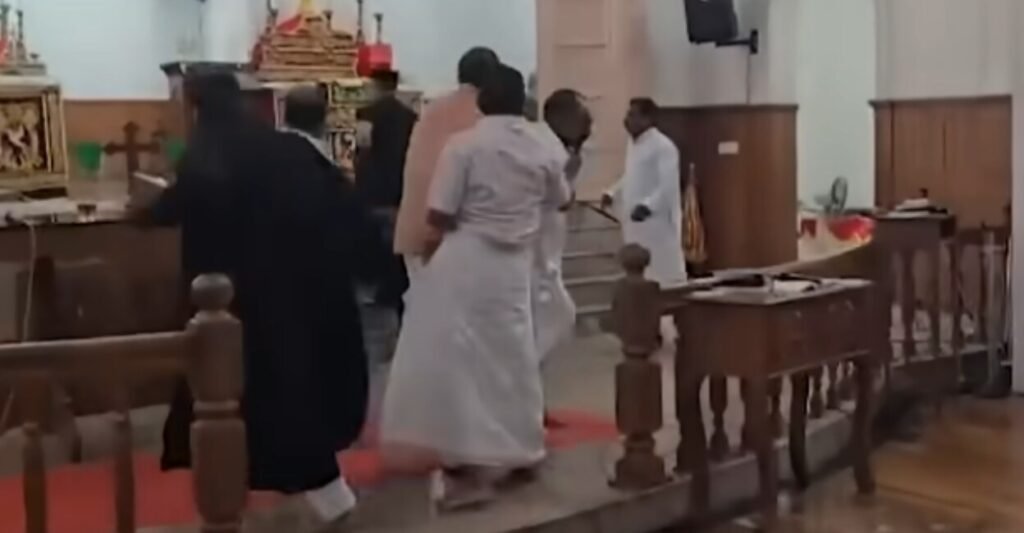 Orthodox and Jacobite factions clash inside Ernakulam church; priests among 22 booked | Kerala News | ACTPnews