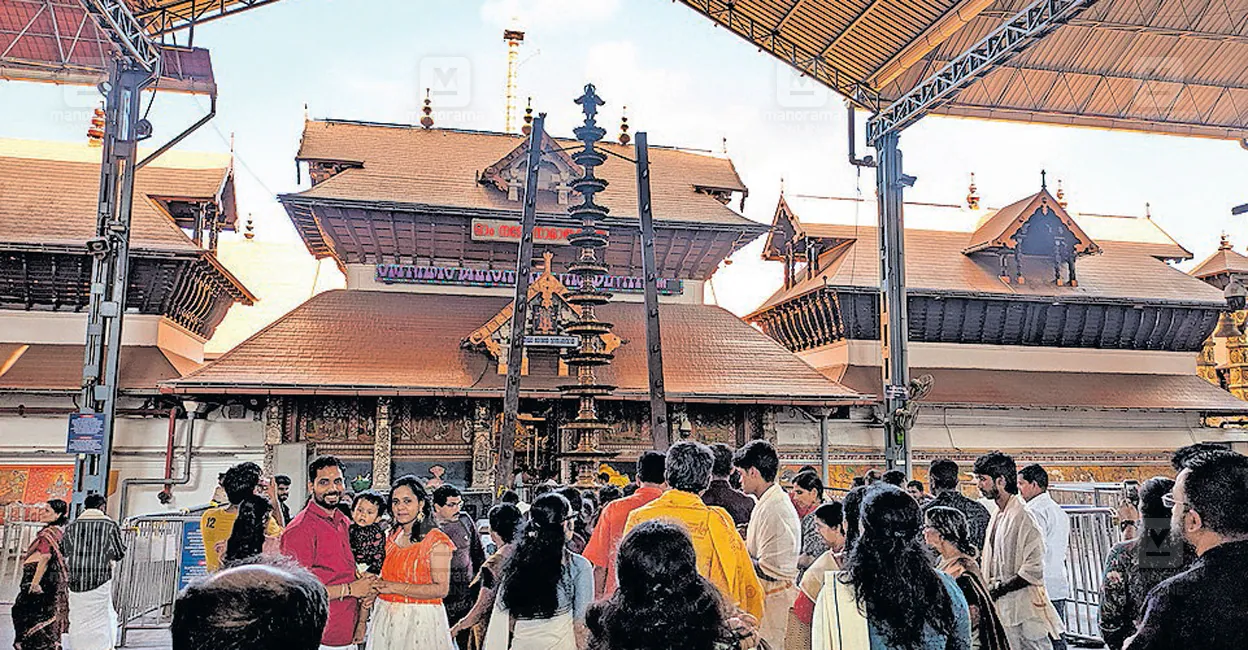 Guruvayur Temple restricts special darshan for Onam, over thousand weddings scheduled | Kerala Stories