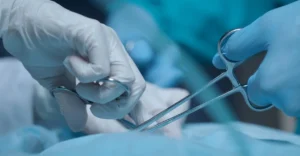 Kochi man’s thumb bitten off while saving daughter-in-law from chain-snatcher | Kerala News in English | ACTPnews