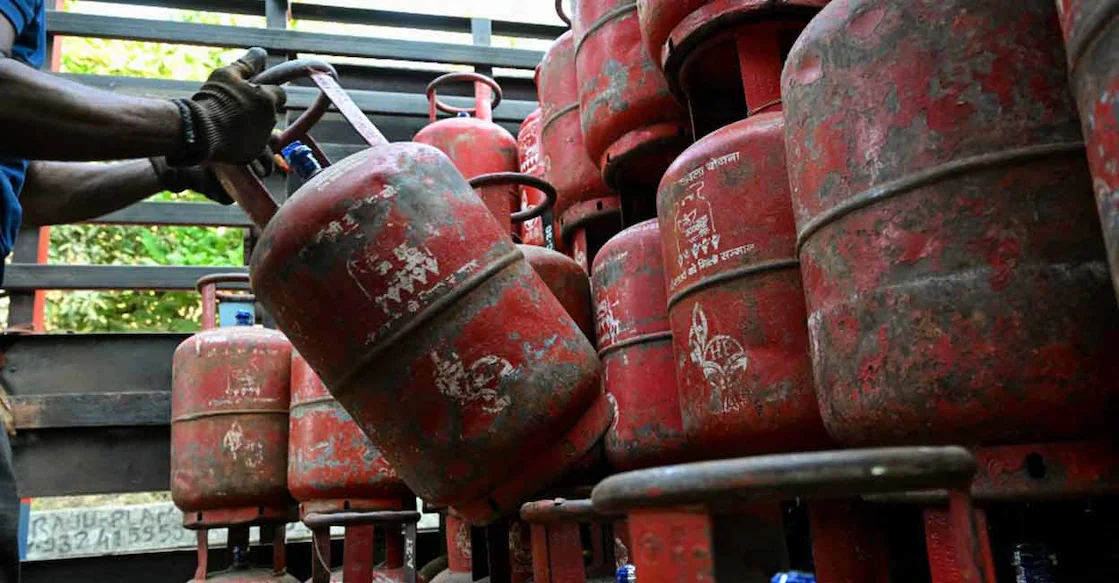 Currently, PMUY beneficiaries pay an effective Rs 642 for a 14.2-kg LPG cylinder after subsidy in Delhi. Representational Photo: AFP